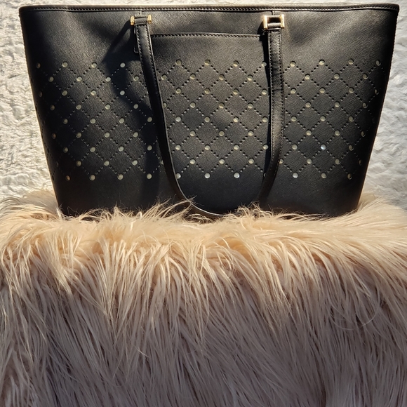 Michael Kors Saffiano Leather Violet Carry All - Picture 4 of 12